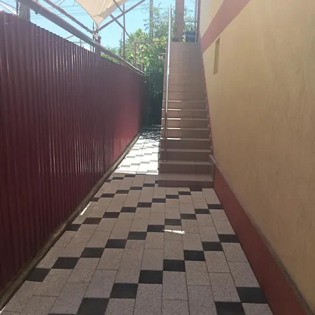 招待所 Casa Justin 艾福雷诺德